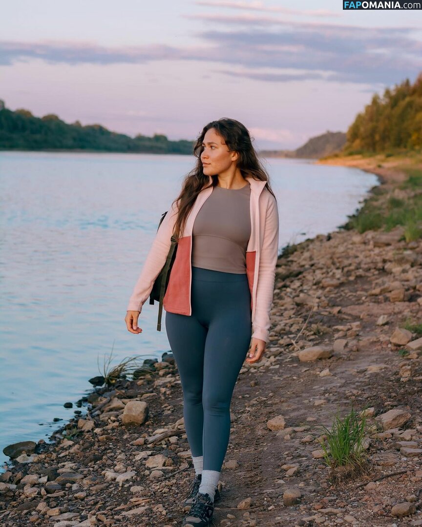 Marusya Shiklina / Marusya outdoors / marusya / marusya.shiklina Nahý OnlyFans  Uniklá fotka #68
