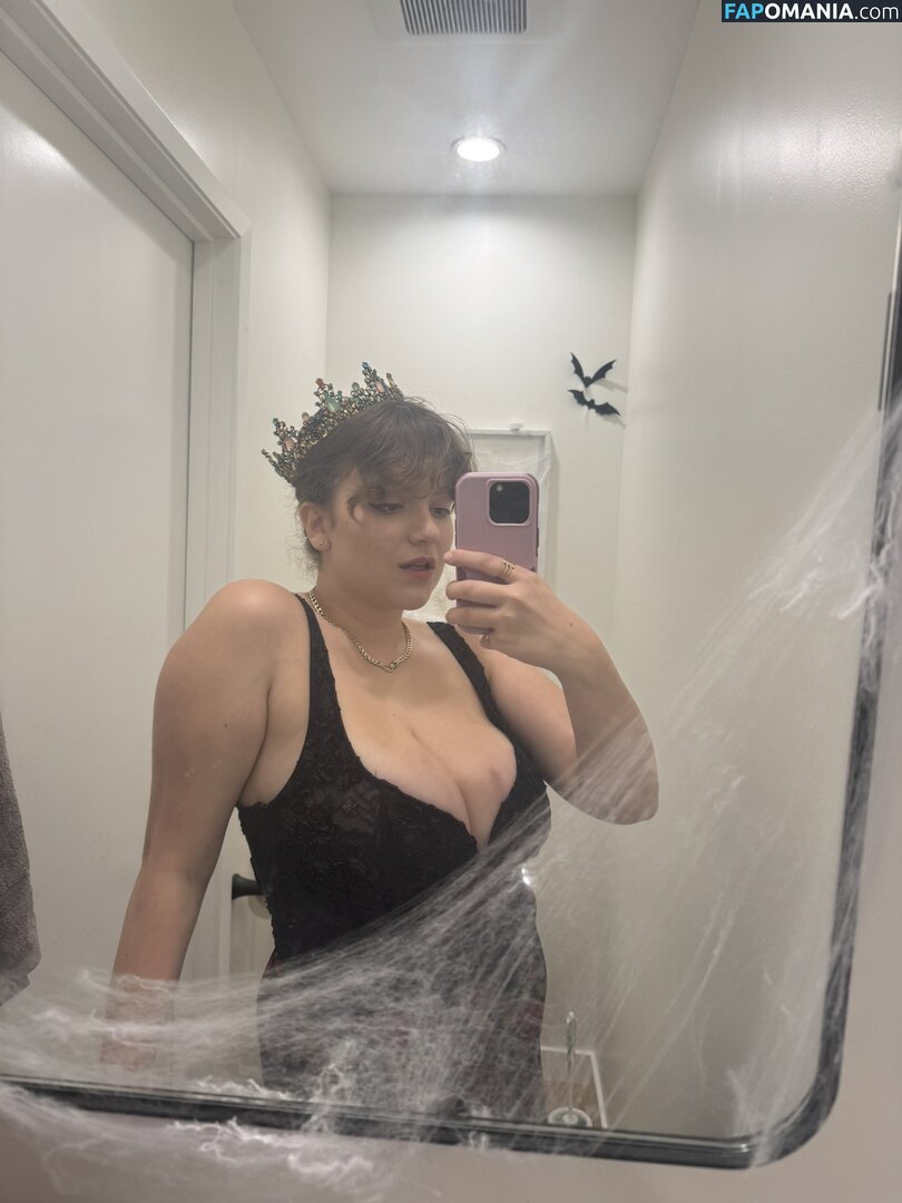 Mayaisfiya / https: / mayawoulfe Nahý OnlyFans  Uniklá fotka #47