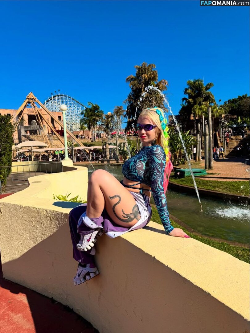 MC Erikah / mcerikah / mcerikahofc Nahý OnlyFans  Uniklá fotka #3