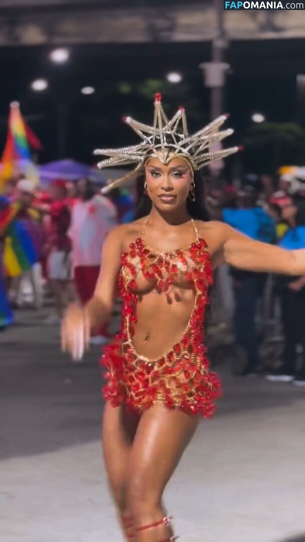 MC Rebecca / rebecca Nahý OnlyFans  Uniklá fotka #13