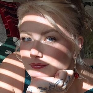McKenna Rae  (pawgdownthestreet121)