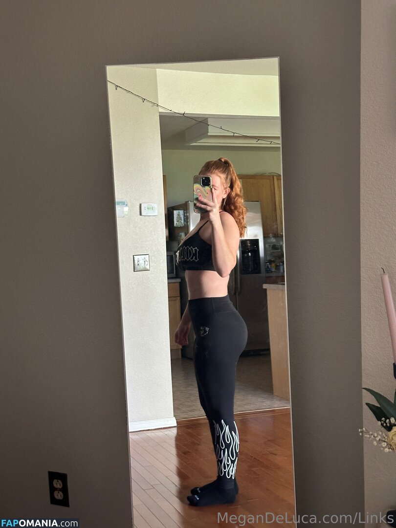 Megan DeLuca / Megmdxoxo_ / toroproductions / user Nahý OnlyFans  Uniklá fotka #1525