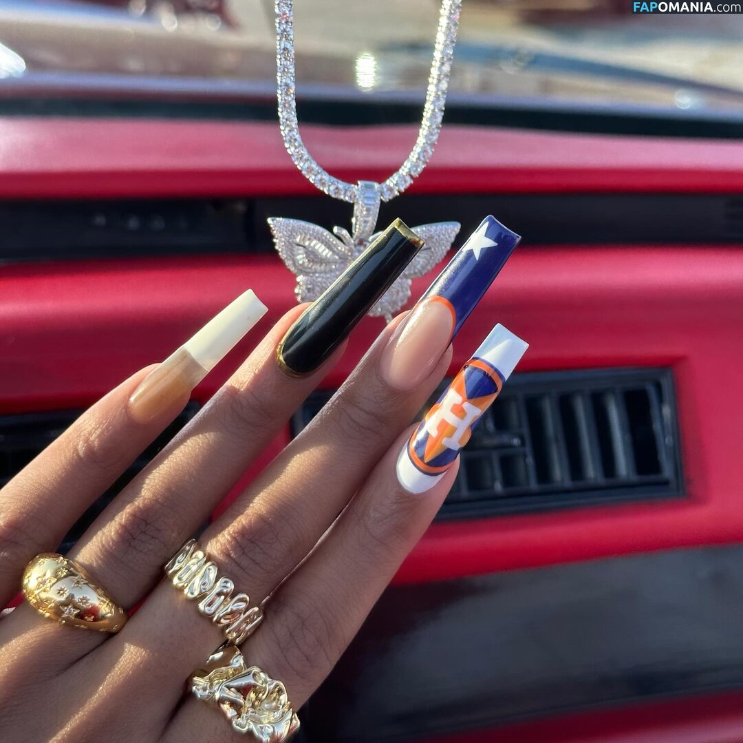 Megan Thee Stallion / megsss_91 / theestallion Nahý OnlyFans  Uniklá fotka #47