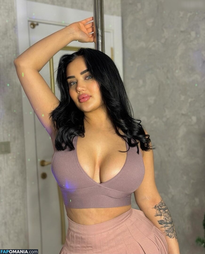 Melek Azad / melek.azd / melekazad Nahý OnlyFans  Uniklá fotka #32