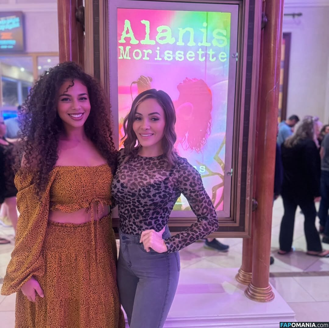 Melissa Santos / melissasantos / melissasantosofficial Nahý OnlyFans  Uniklá fotka #1