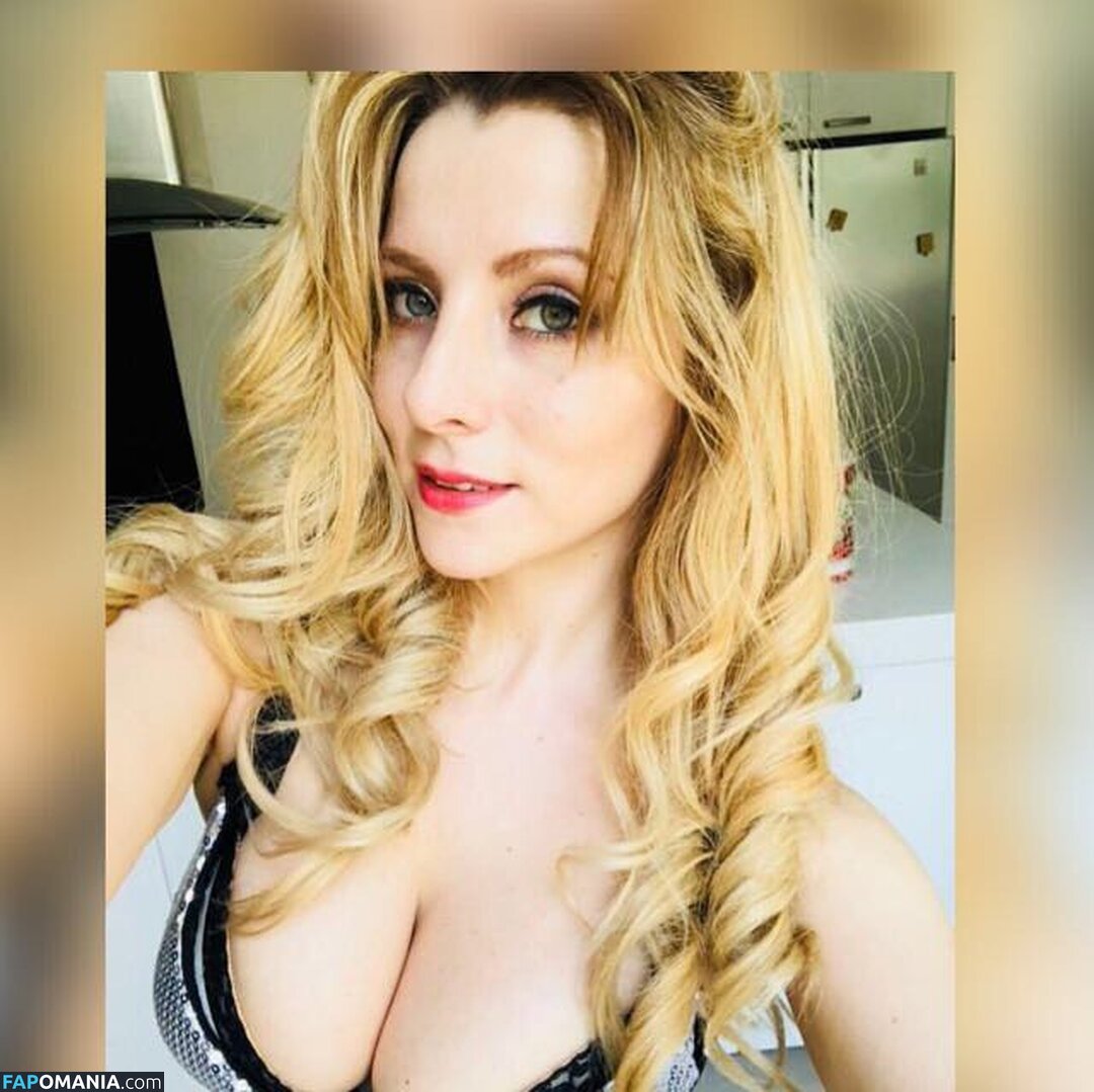 Mercedes Regina / mercedesreginaofi Nahý OnlyFans  Uniklá fotka #14