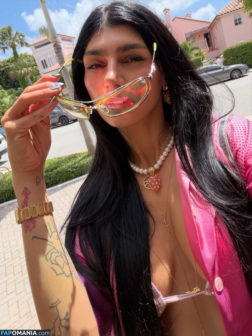 Mia Khalifa / https: / miakhalifa Nahý OnlyFans  Uniklá fotka #109