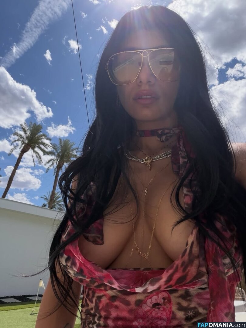 Mia Khalifa / https: / miakhalifa Nahý OnlyFans  Uniklá fotka #110