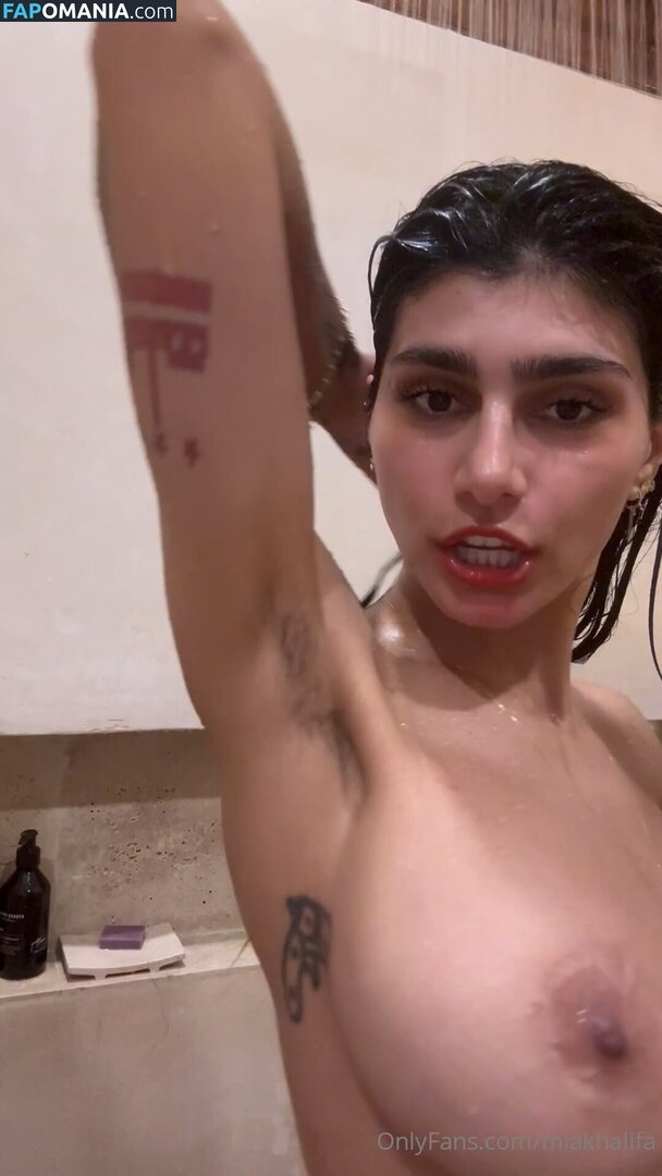 Mia Khalifa / https: / miakhalifa Nahý OnlyFans  Uniklá fotka #128