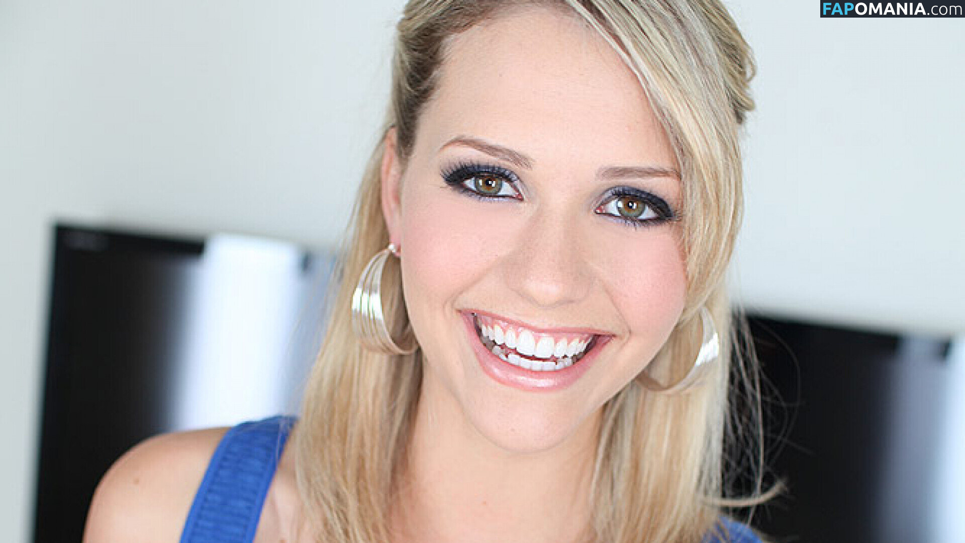 Mia Malkova / https: / miamalkova Nahý OnlyFans  Uniklá fotka #72
