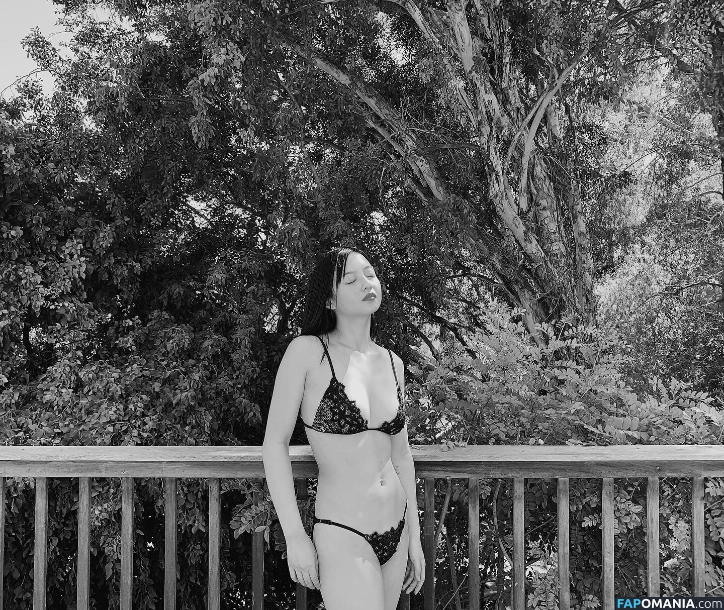 Michaela Zee / michaelazee / sheismichaela Nahý OnlyFans  Uniklá fotka #1