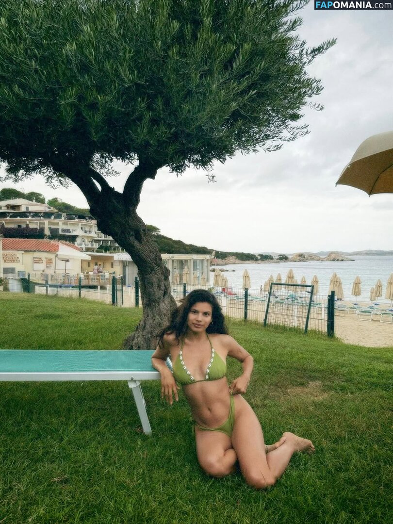 Michelle Andrade / https: / mish_andrade / mishvirmish Nahý OnlyFans  Uniklá fotka #10