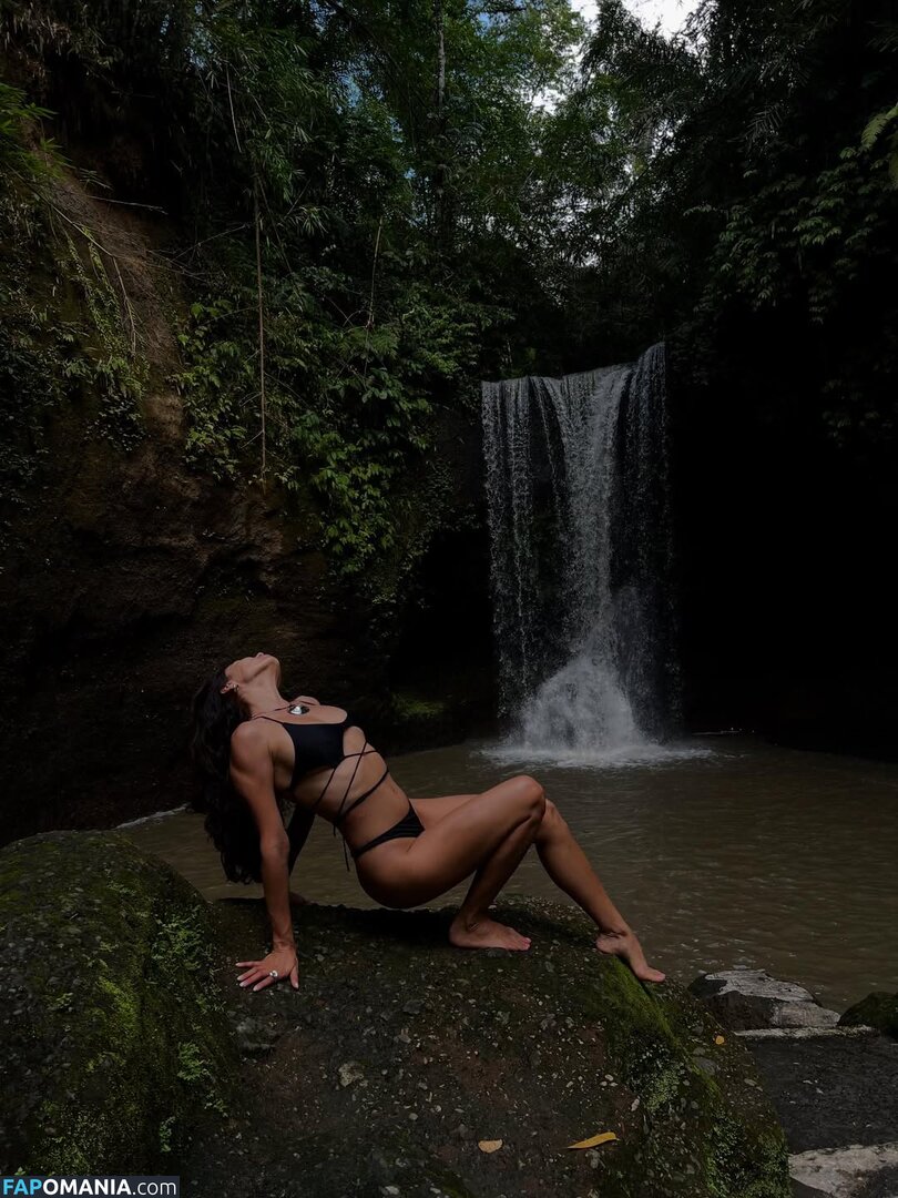 Michelle Andrade / https: / mish_andrade / mishvirmish Nahý OnlyFans  Uniklá fotka #11