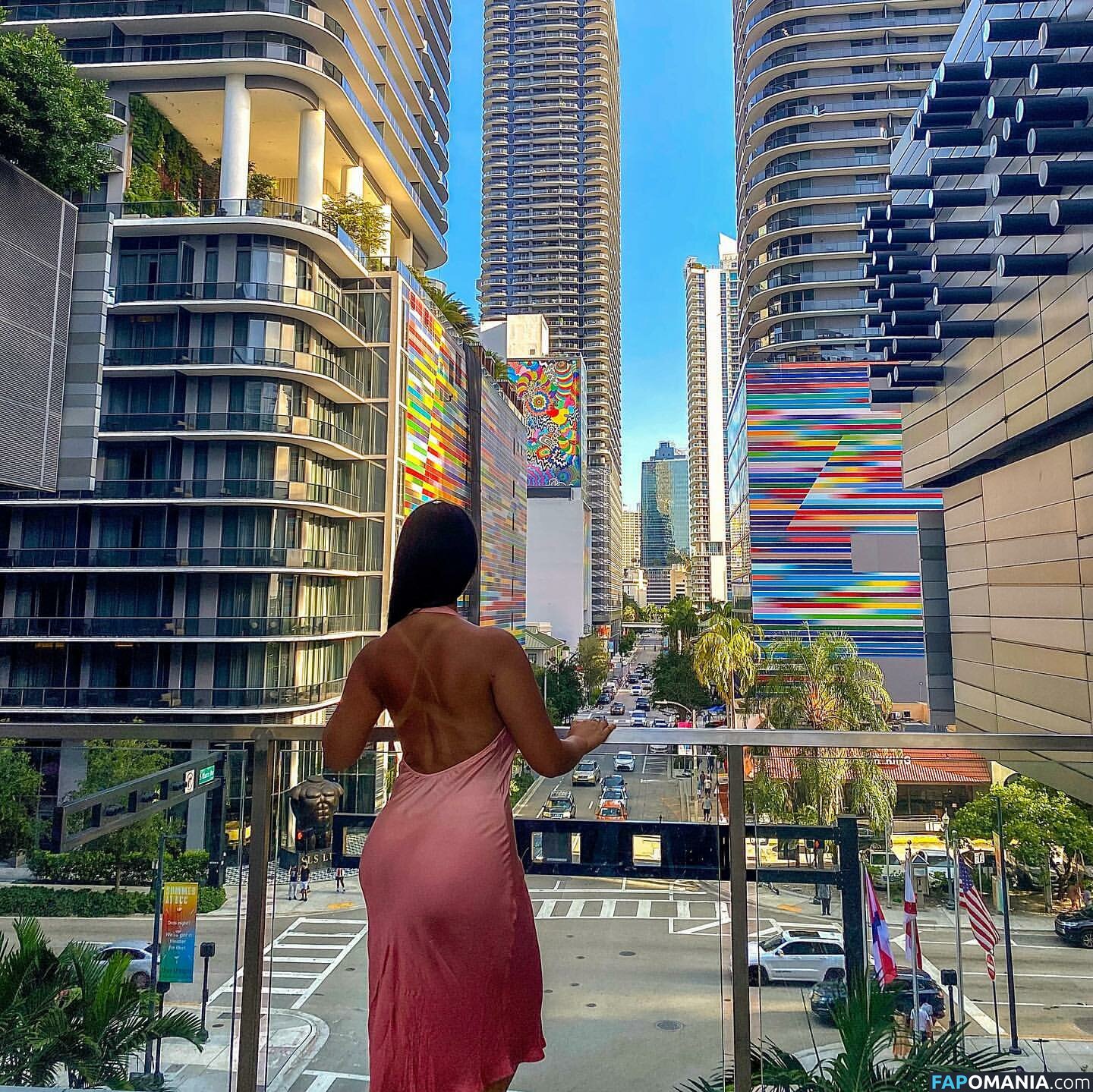 Michelle Benitez / michelle.beniteztv Nahý OnlyFans  Uniklá fotka #26