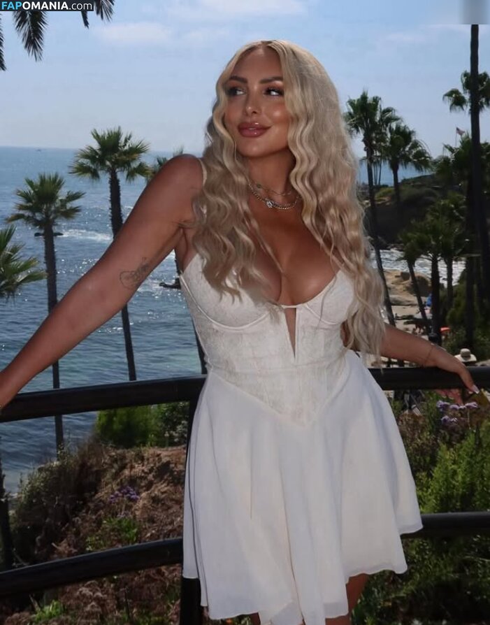 Michelle Daniaux Nahý OnlyFans  Uniklá fotka #3