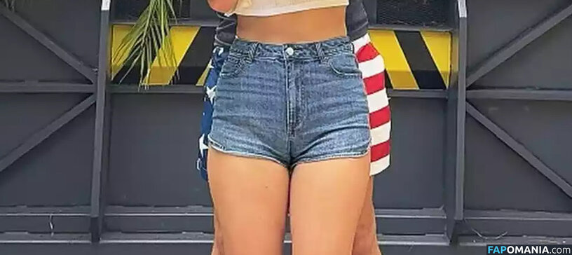 Millie Bobby Brown / milliebobbybrown Nahý OnlyFans  Uniklá fotka #112