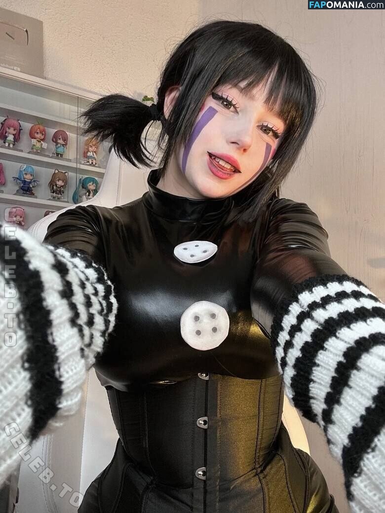 Mina Min / https: / upminaa / upminaa.cos Nahý OnlyFans  Uniklá fotka #11