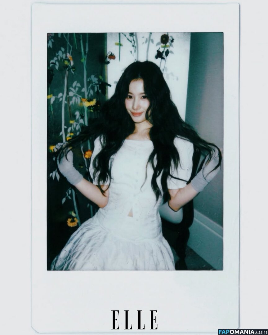 Minatozaki Sana / TWICE / m.by__sana Nahý OnlyFans  Uniklá fotka #34