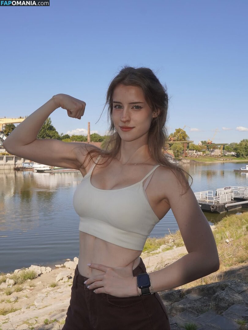 Mira.004 / model_mira Nahý OnlyFans  Uniklá fotka #1456
