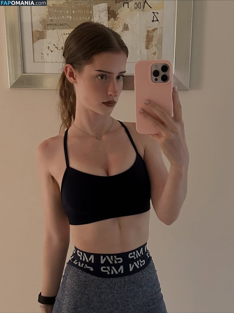 Mira.004 / model_mira Nahý OnlyFans  Uniklá fotka #1465