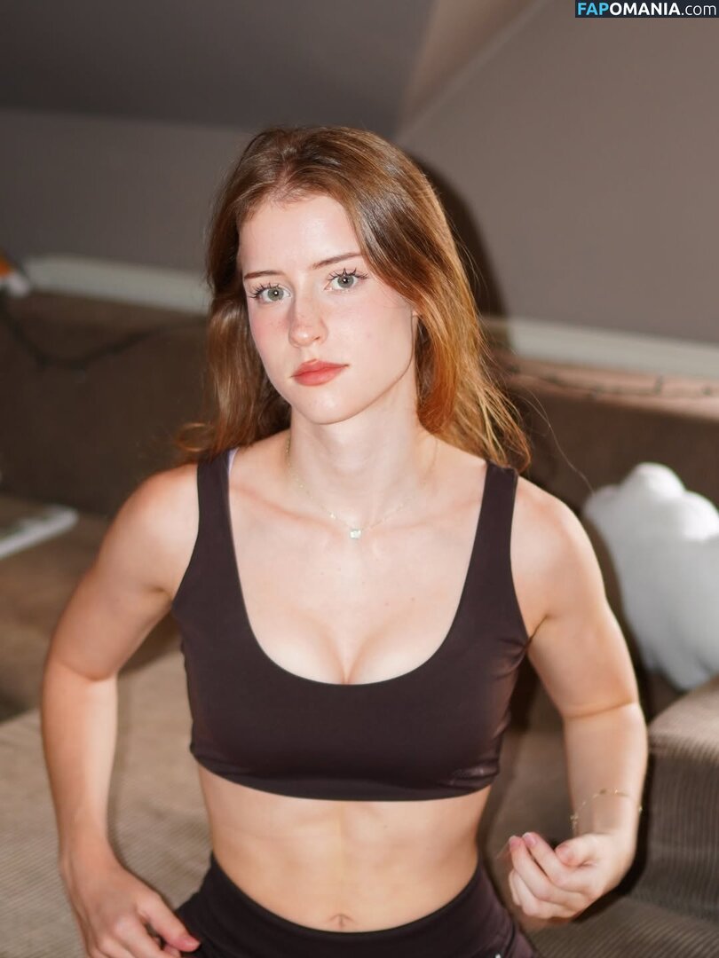 Mira.004 / model_mira Nahý OnlyFans  Uniklá fotka #1508