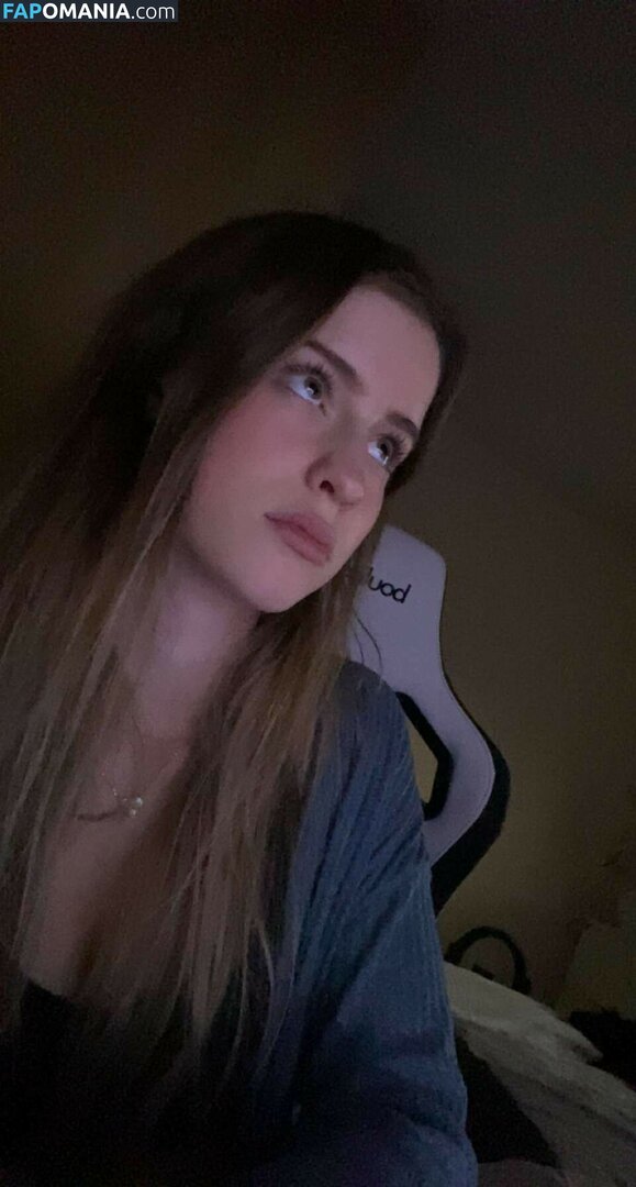 Mira Szalma / https: / mira.004 Nahý OnlyFans  Uniklá fotka #1