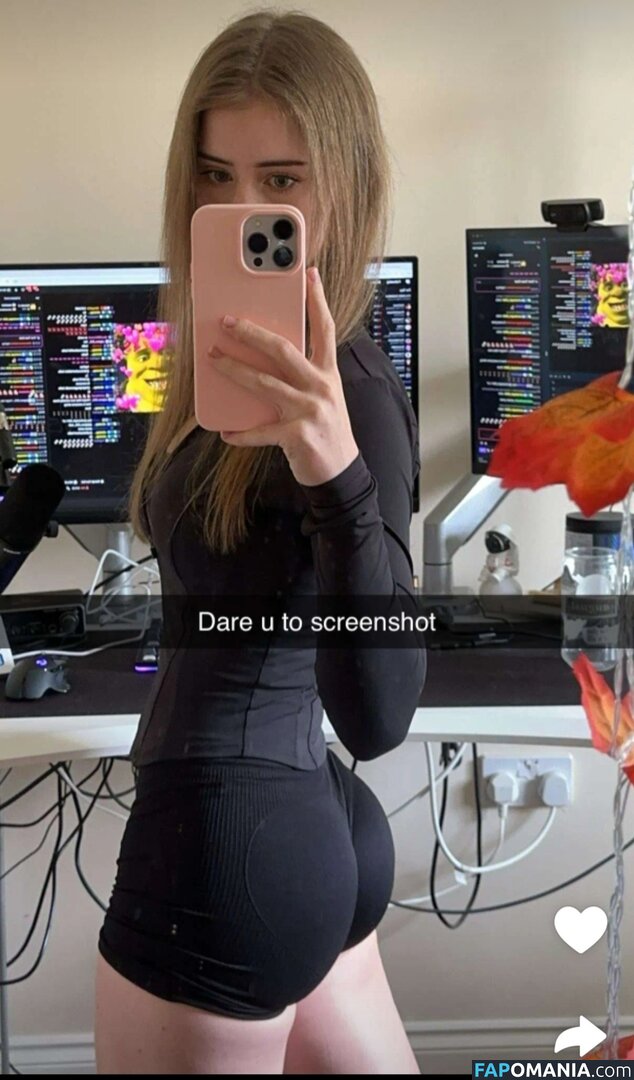 Mira Szalma / https: / mira.004 Nahý OnlyFans  Uniklá fotka #332