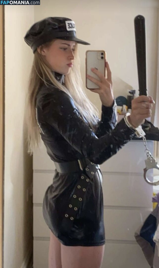 Mira Szalma / https: / mira.004 Nahý OnlyFans  Uniklá fotka #516
