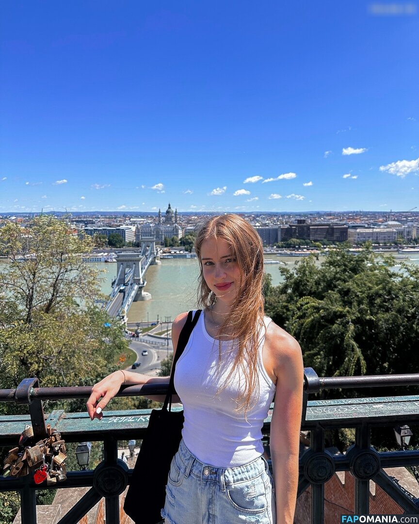 Mira Szalma / https: / mira.004 Nahý OnlyFans  Uniklá fotka #525