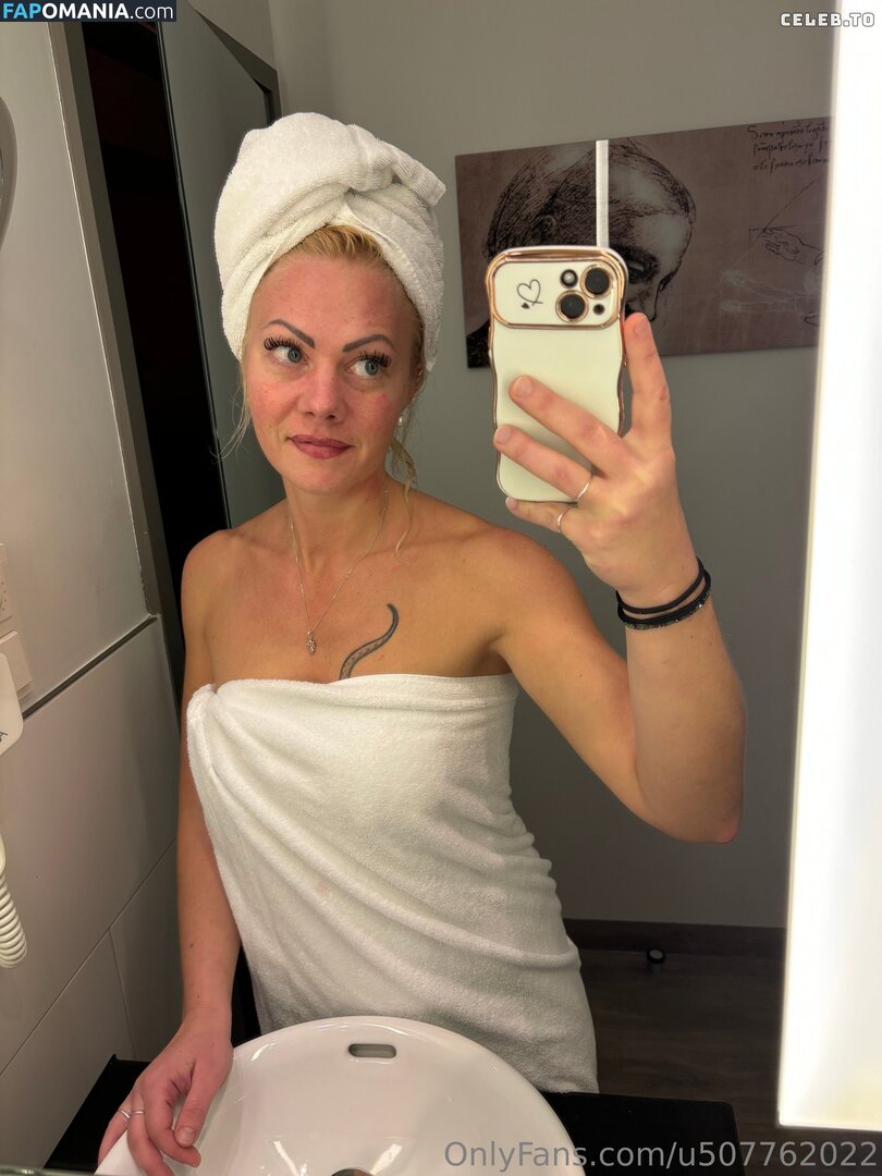Miss_Lottie / TheRealMissLottie / _miss_lottie_ / freemisslottie / https: / miss_lottie_ Nahý OnlyFans  Uniklá fotka #10