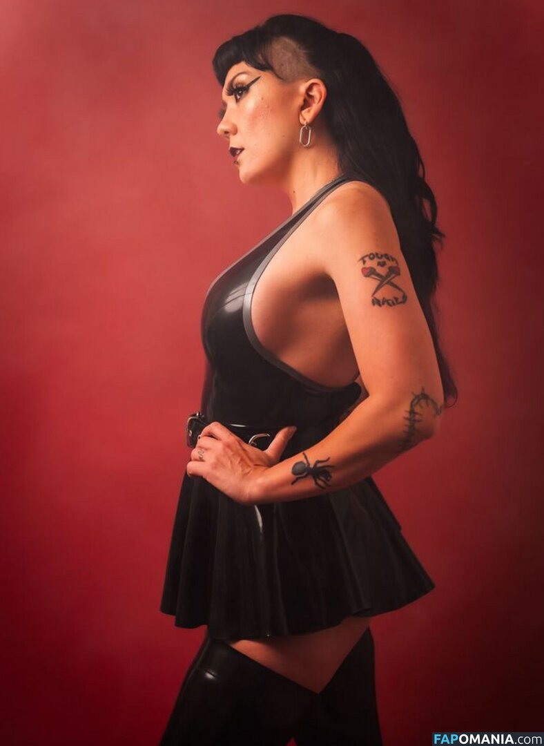 Mistress Poison / MistressPoison2 / MistressPoisonx / https: / iammistresspoison Nahý OnlyFans  Uniklá fotka #3