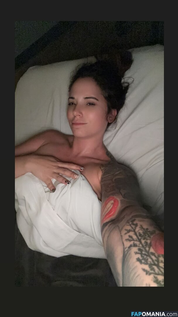 Mogulstylist / Tracy Lynn Nahý OnlyFans  Uniklá fotka #3