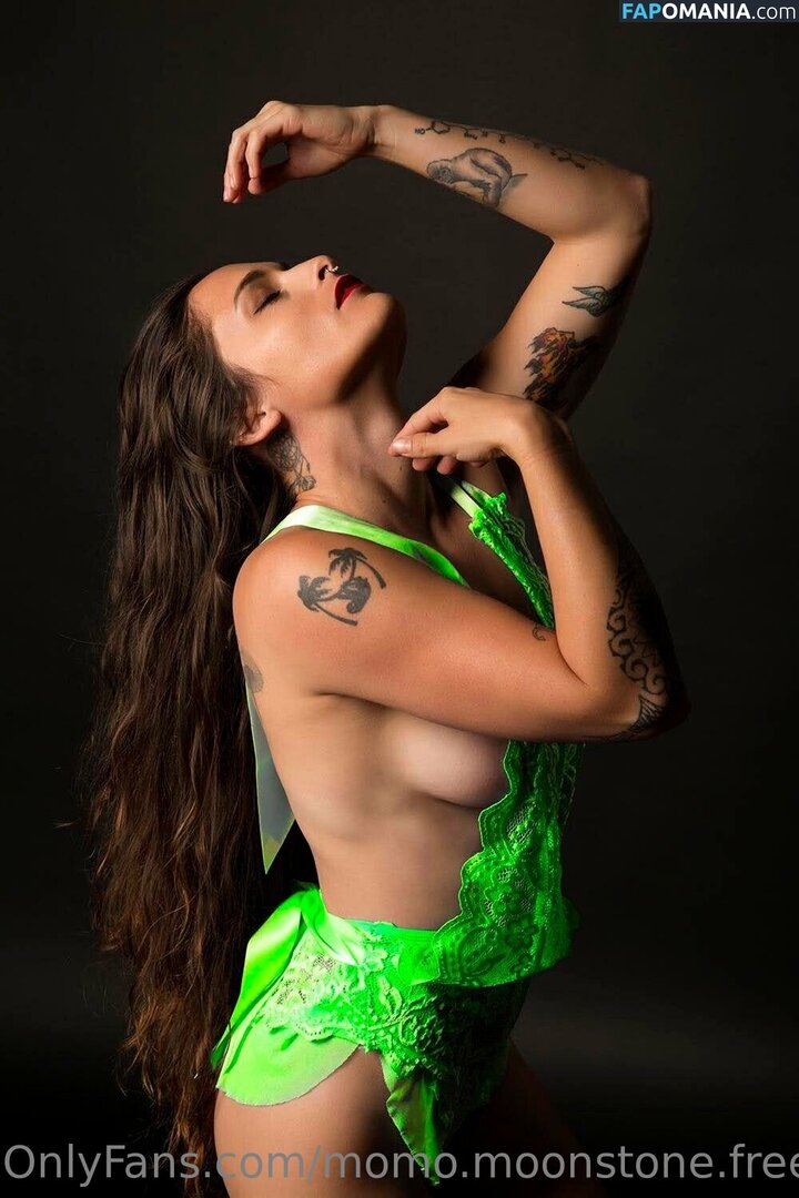 momo.moonstone / momo.moonstone.free Nahý OnlyFans  Uniklá fotka #13