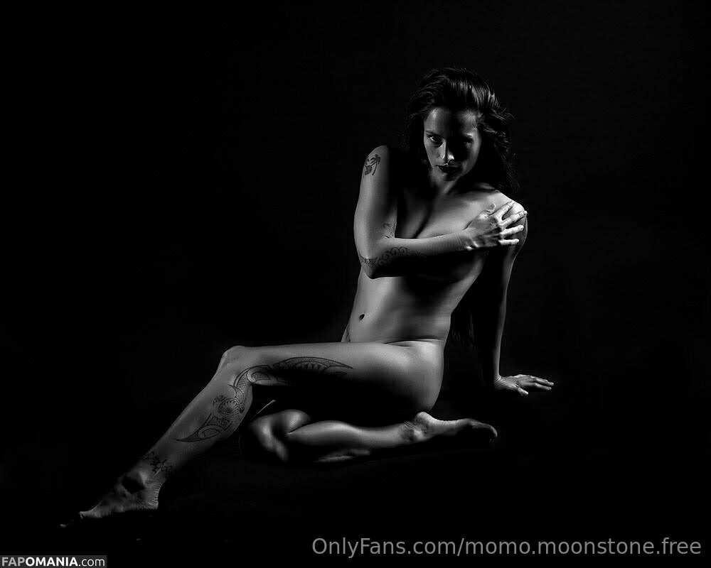 momo.moonstone / momo.moonstone.free Nahý OnlyFans  Uniklá fotka #17