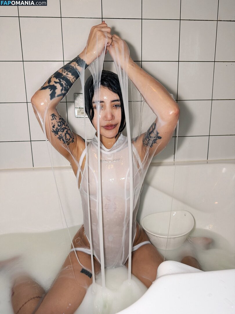 Mona Enju / https: / mmmowmow / mo_mo_milkbom Nahý OnlyFans  Uniklá fotka #1