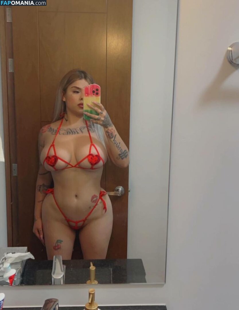 Monacolegas / mona / mona_official_page / monafashionbeauty Nahý OnlyFans  Uniklá fotka #127