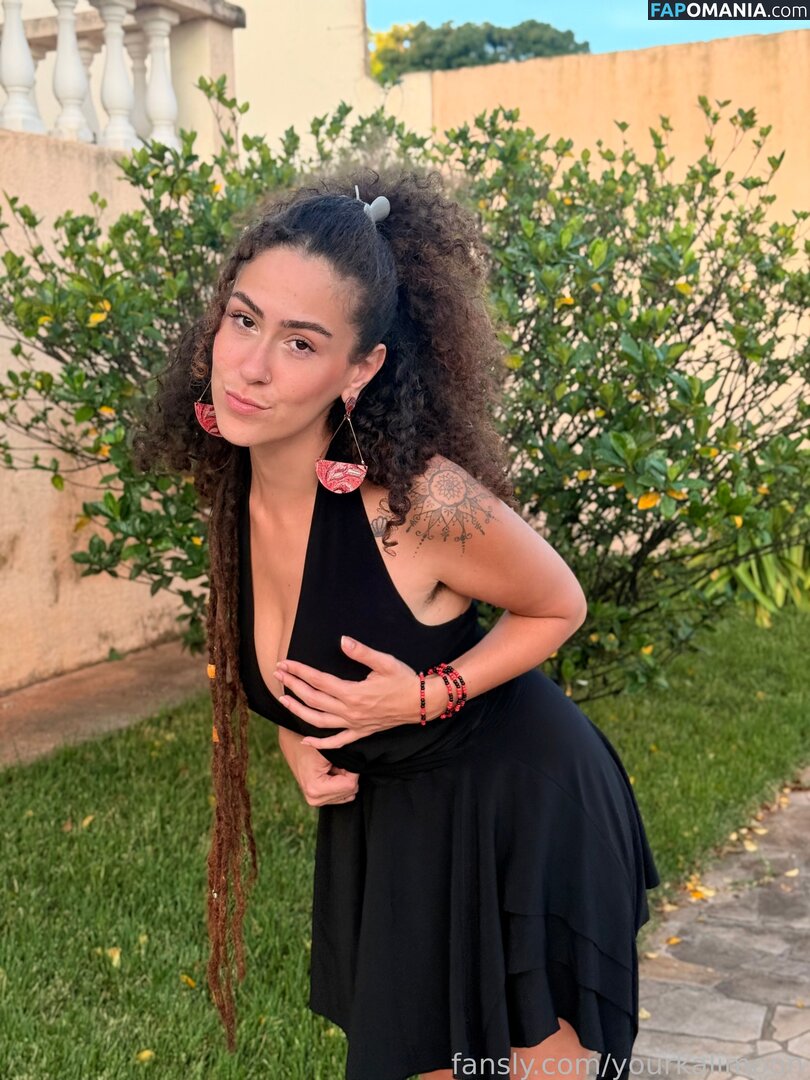 moonkalimah Nahý OnlyFans  Uniklá fotka #2