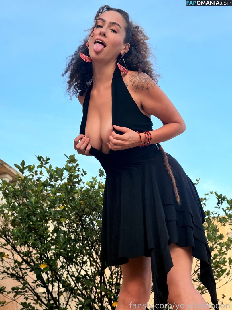 moonkalimah Nahý OnlyFans  Uniklá fotka #3