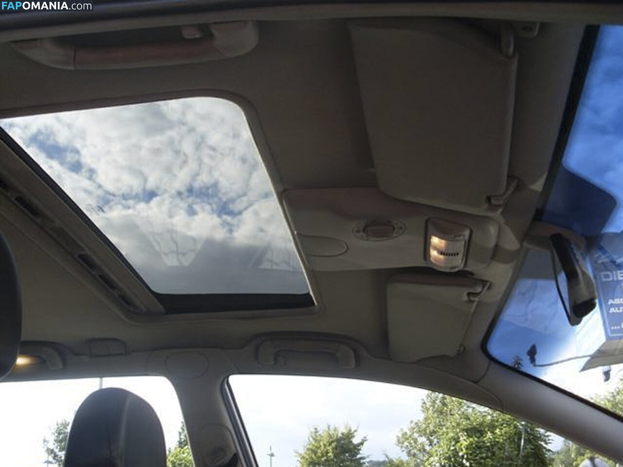 Moonroof Nahý OnlyFans  Uniklá fotka #2
