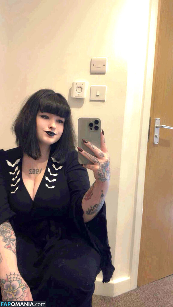 museofthedamned Nahý OnlyFans  Uniklá fotka #3