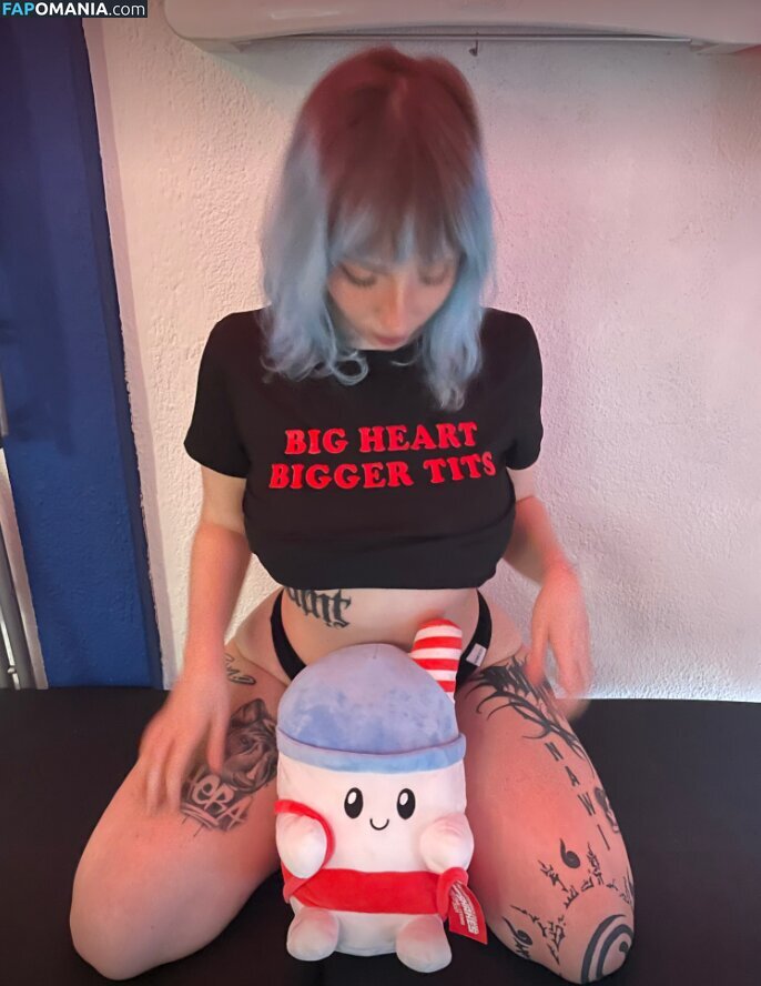 Naaawiwiii / naw.inkk / nawi59305 / nawiwi.art / nawiwii.reels / nawwiwiii Nahý OnlyFans  Uniklá fotka #5