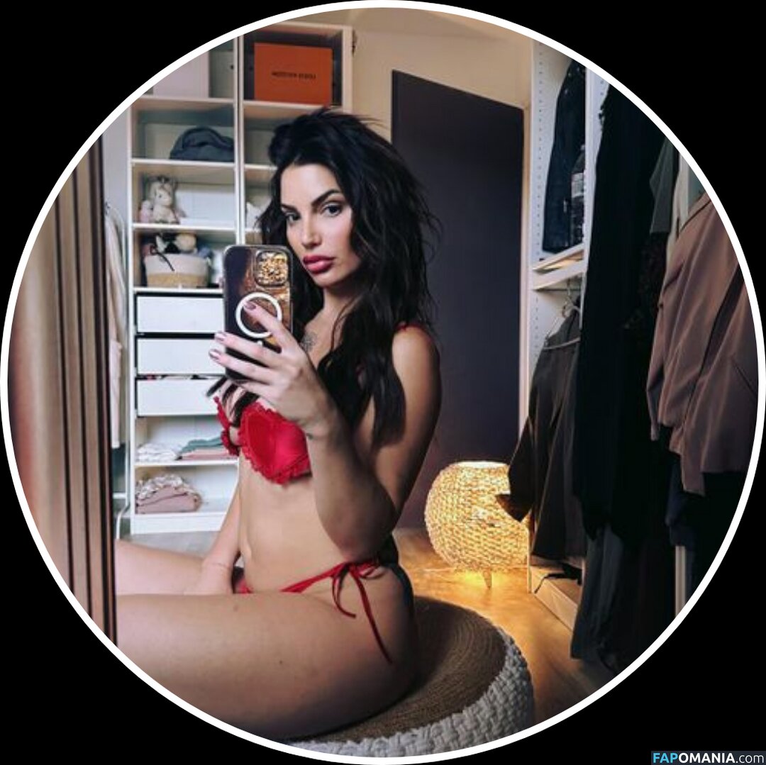 Nadège Lacroix Nahý OnlyFans  Uniklá fotka #6