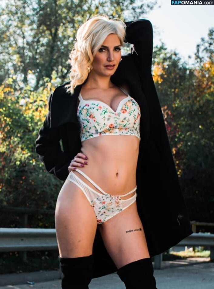 Nadège Lacroix Nahý OnlyFans  Uniklá fotka #9
