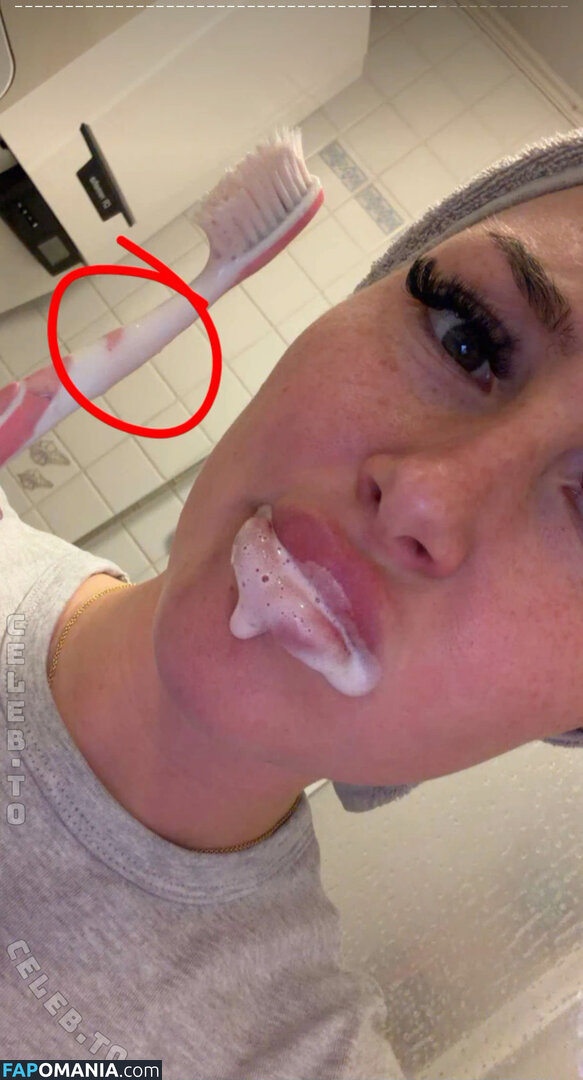 Nadia Offenbach / Nadia.offenbach Nahý OnlyFans  Uniklá fotka #5