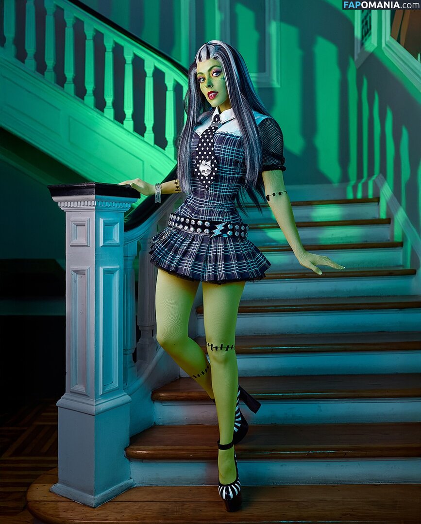 Nadyasonika Nahý OnlyFans  Uniklá fotka #267