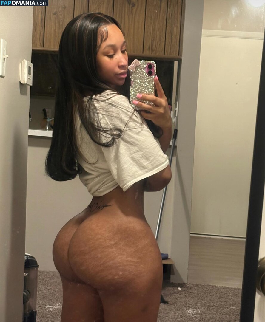 Naebxaa / boujeeea Nahý OnlyFans  Uniklá fotka #5