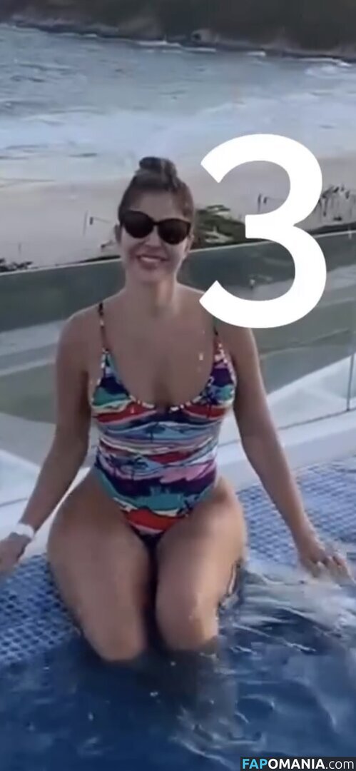 Naira Avila / nairaavila Nahý OnlyFans  Uniklá fotka #11