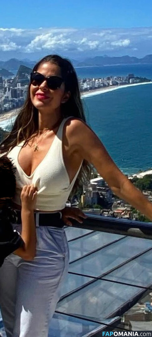 Naira Avila / nairaavila Nahý OnlyFans  Uniklá fotka #16