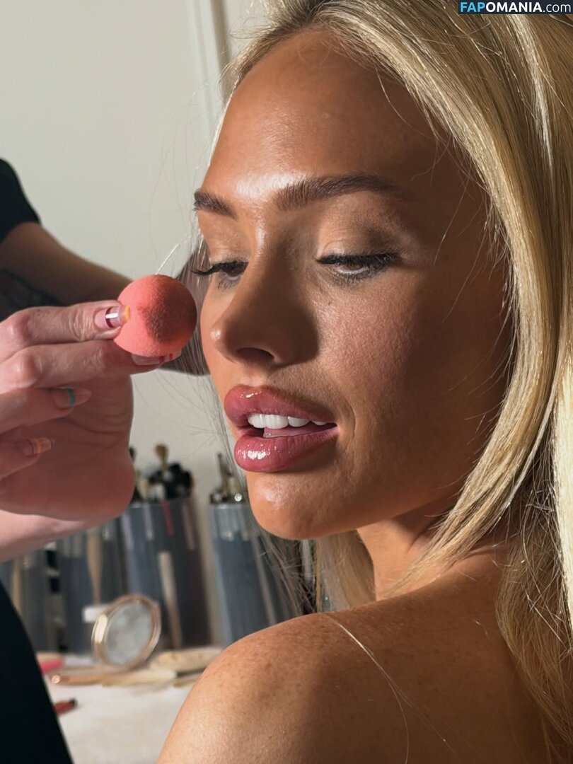 Natalie Alyn Lind / NatalieAlynLind / https: / natalynlind Nahý OnlyFans  Uniklá fotka #507