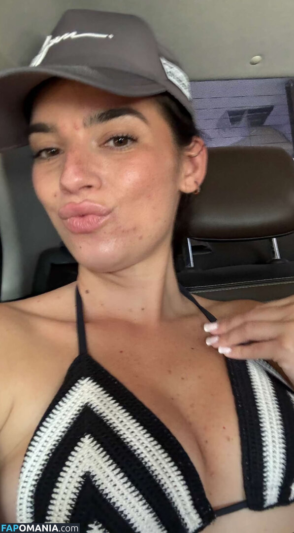 Natalie Mariduena / natalinanoel Nahý OnlyFans  Uniklá fotka #12